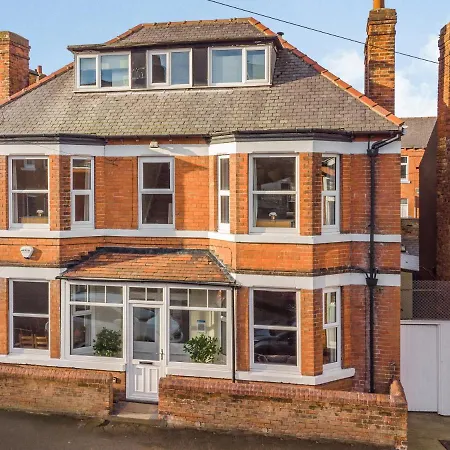 Ferienhaus Tennyson House *
