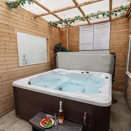 Tennyson House Tatil Evi *