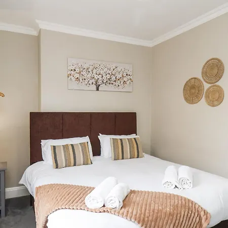 Tennyson House Tatil Evi *