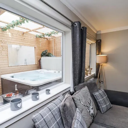 Tennyson House Tatil Evi *