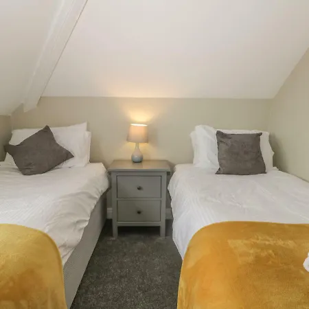 Tennyson House Holiday home