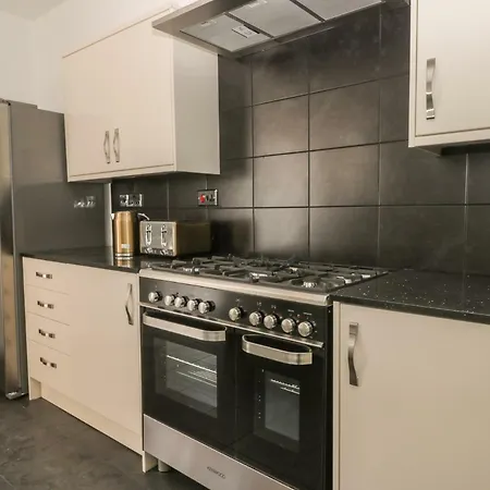 Tennyson House Holiday home